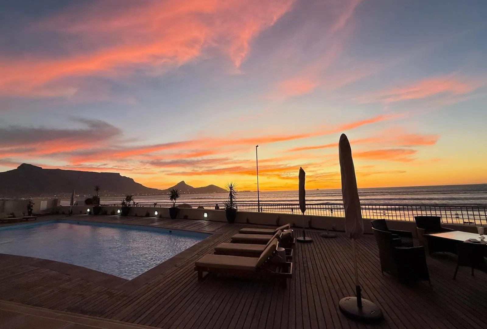 Apartment Lagoon Shoreline Penthouse Cape Town