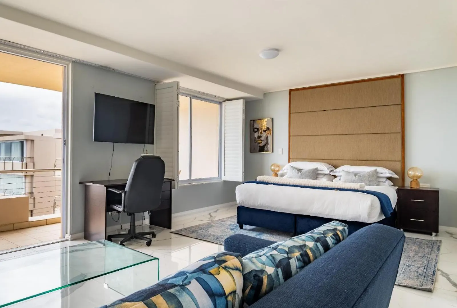 Lagoon Shoreline Penthouse Cape Town Daire