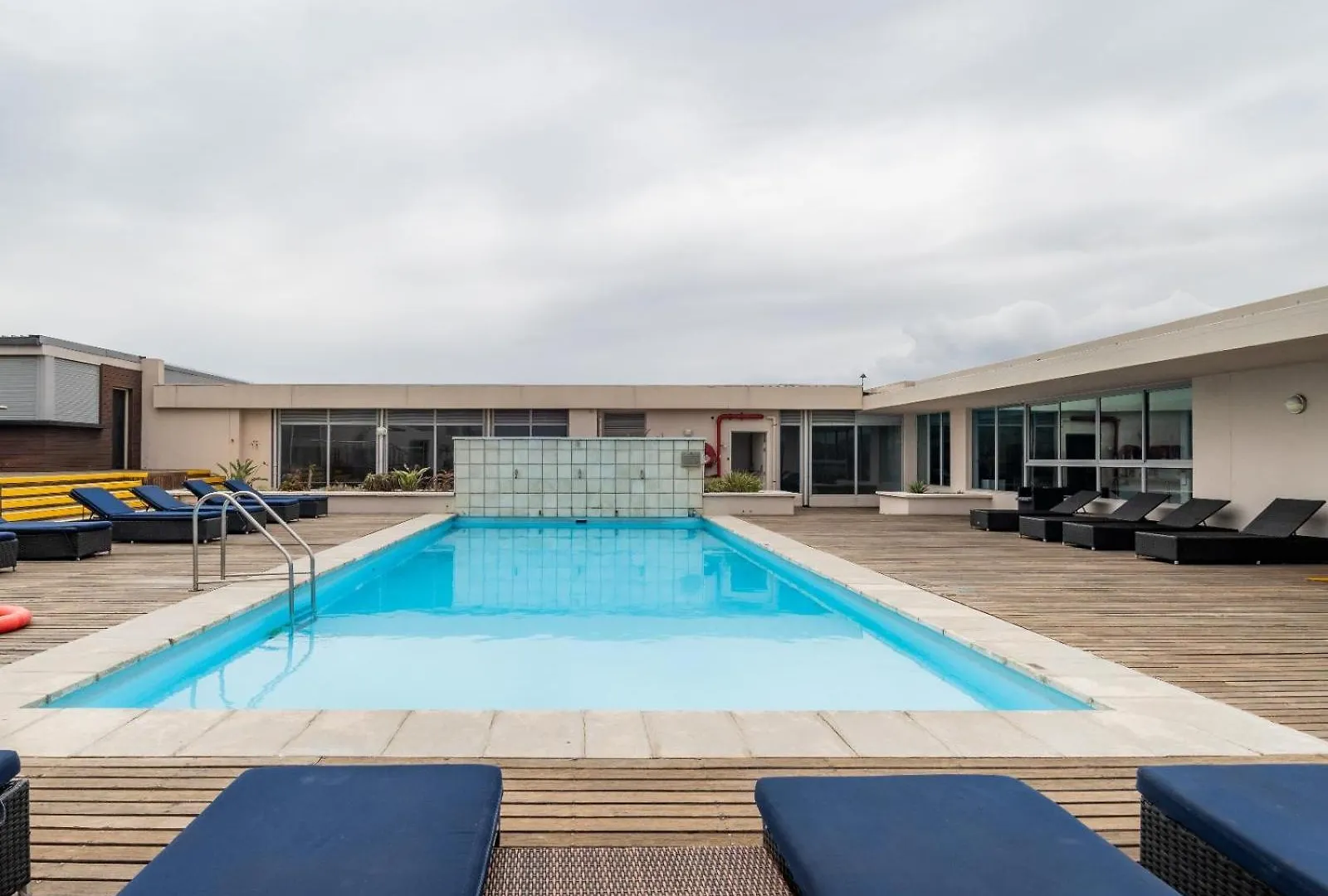 Lagoon Shoreline Penthouse Cape Town