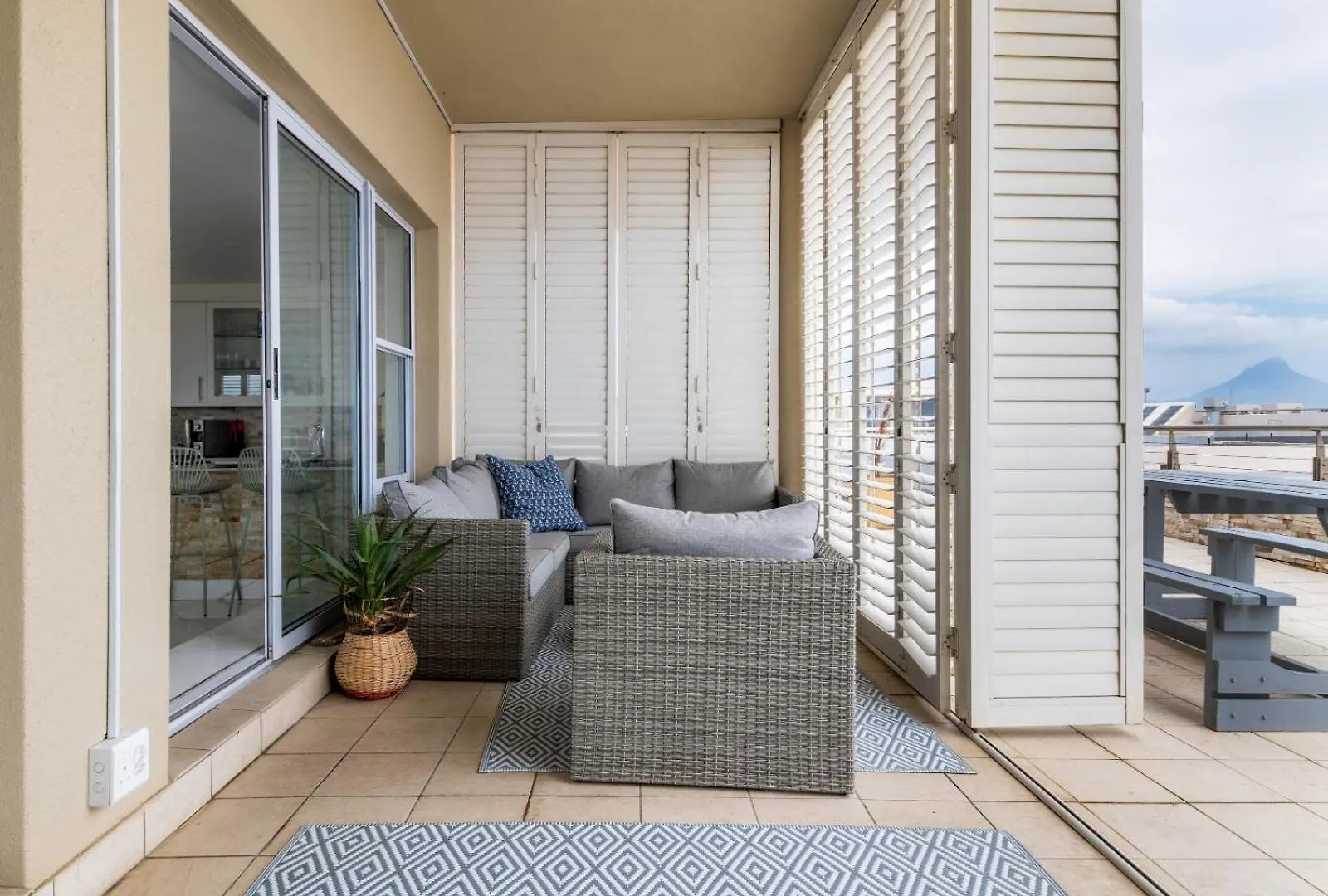 Daire Lagoon Shoreline Penthouse Cape Town